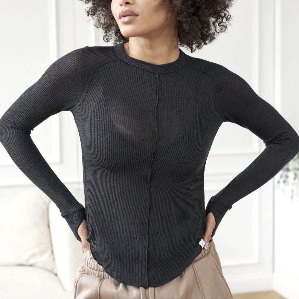 U.O - out from under cut out long sleeve tee